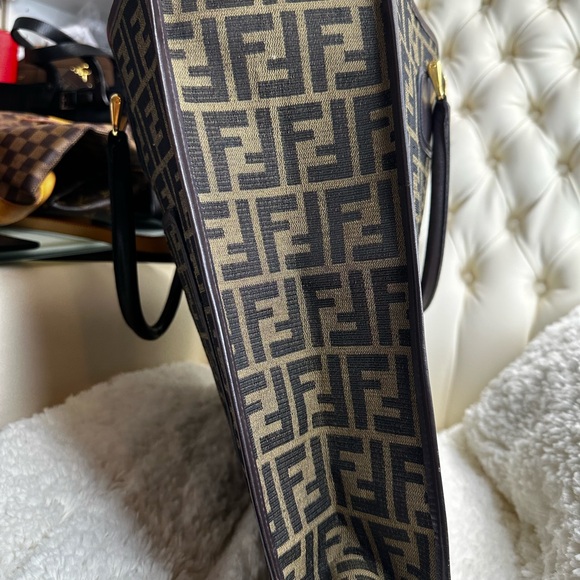Fendi Black and Brown Monogram Vintage Tote - Picture 4 of 11